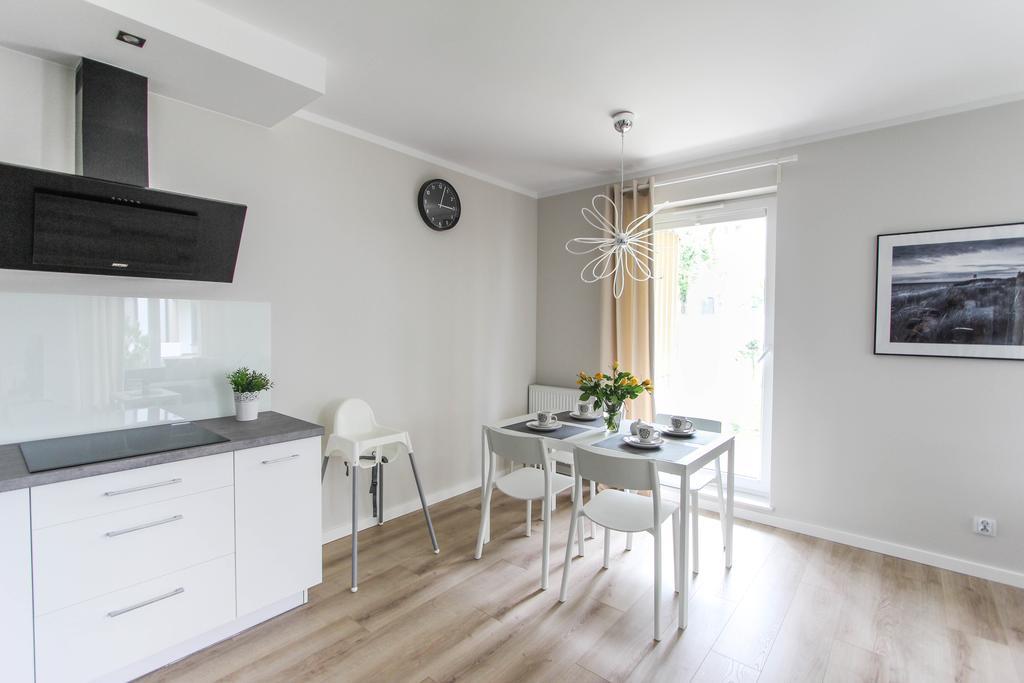Rezydencja Apartamenty Ostrowski Ustronie Morskie Exterior photo